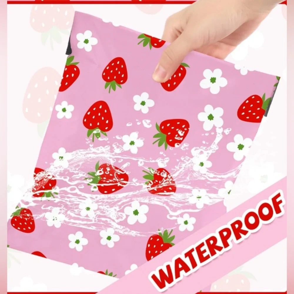 25 Strawberry Print 10x13 Poly Mailers